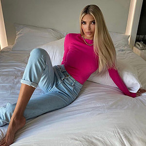 Day hotel Frankfurt get to know single lady Brigitte for French with contraception service through the escort agency